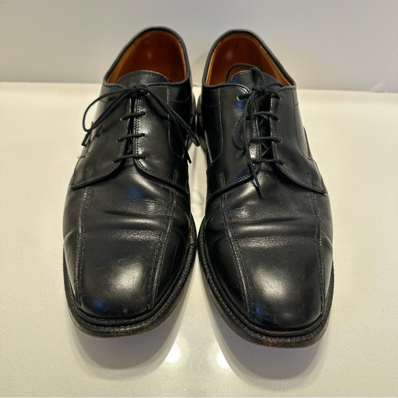 Allen Edmonds Hillcrest Mens Dress Shoes 10.5 D Black Leather Bicycle Toe Career main image 9